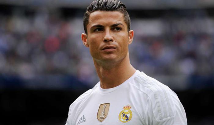 Cristiano Ronaldo patteggia col Fisco: 2 anni e 18,8 milioni