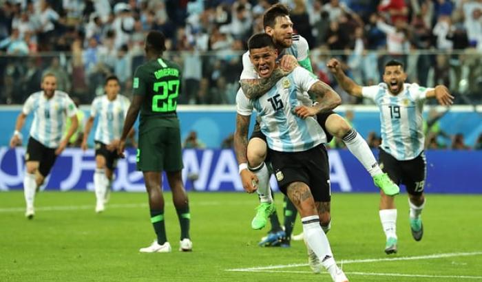 Messi si accende e l'Argentina va agli ottavi: fuori la Nigeria
