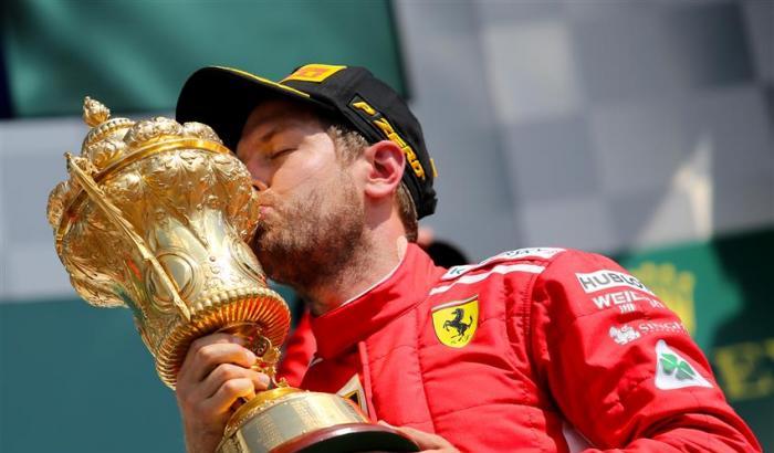 La Ferrari vince a Silverstone, Vettel: "Vincere qui è bellissimo"
