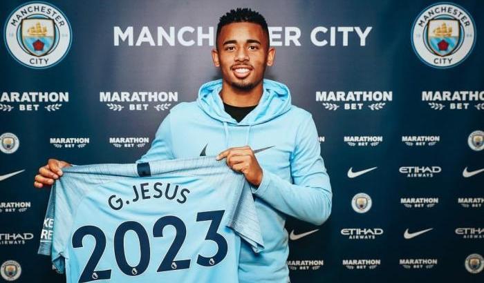 Gabriel Jesus prolunga con il Manchester City fino al 2023