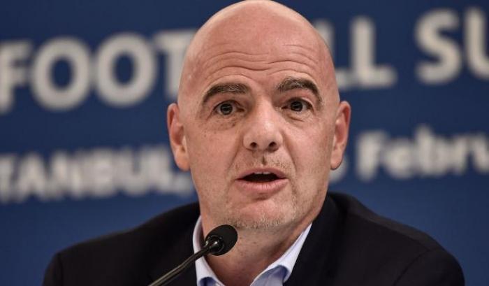 Infantino: "Oggi è tempo di seguire le regole. Torneremo presto a celebrare il calcio"