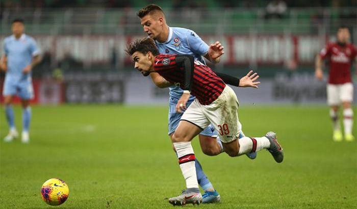 Lazio-Milan termina 0-3, la Juve ora scappa a +7
