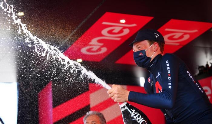 Gheoghegan Hart conquista il Giro d’Italia, decisiva la cronometro finale