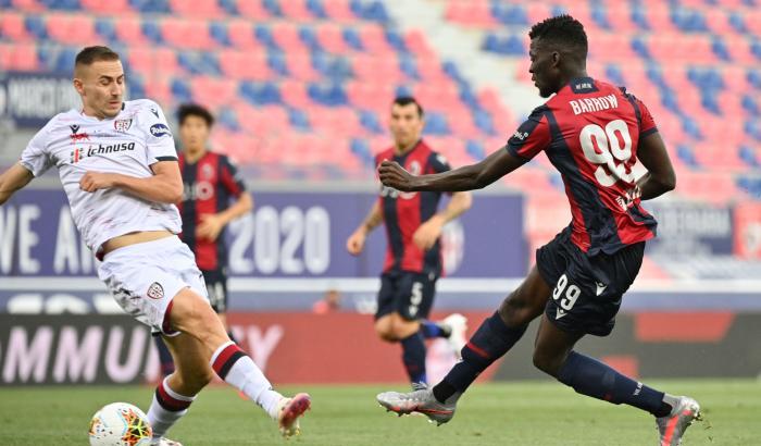 Bologna - Cagliari, un super Barrow regala i tre punti ai rossoblu