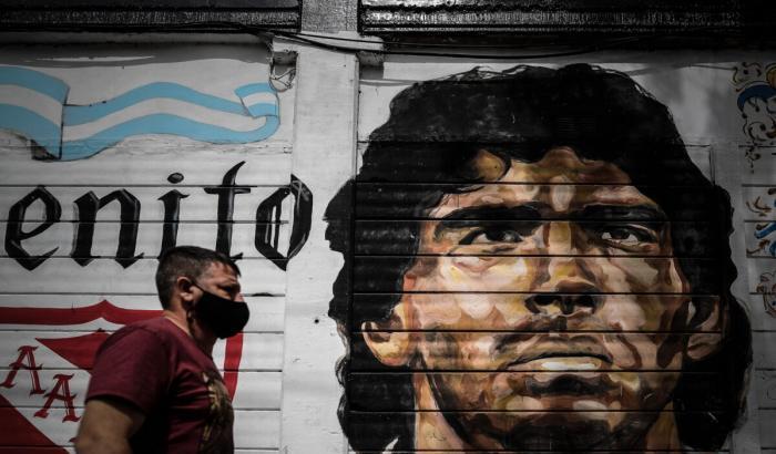 Morte di Maradona, secondo l'autopsia la causa è un'insufficienza cardiaca acuta