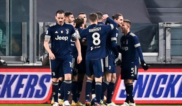 La Juventus risponde con fatica: Sassuolo battuto 3-1 nella ripresa