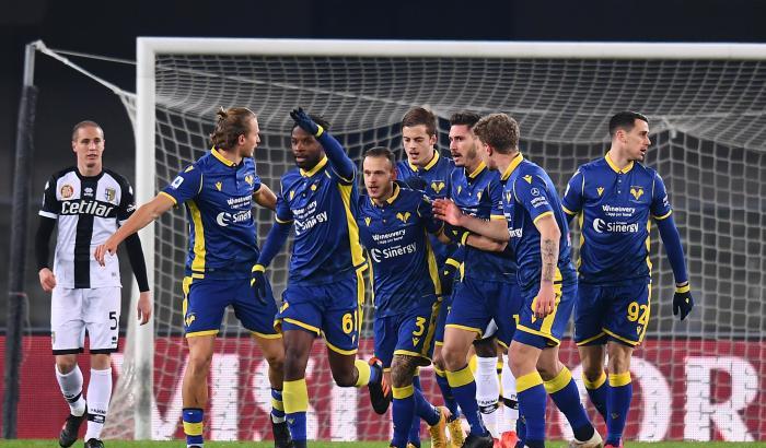 Prosegue l'incubo per il Parma: l'Hellas Verona vince 2-1 in rimonta