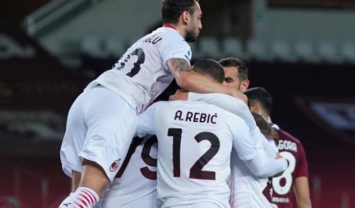 Torino-Milan 0-7: triplo Rebic, doppio Hernandez, Kessie e Brahim Diaz tengono il passo Champions