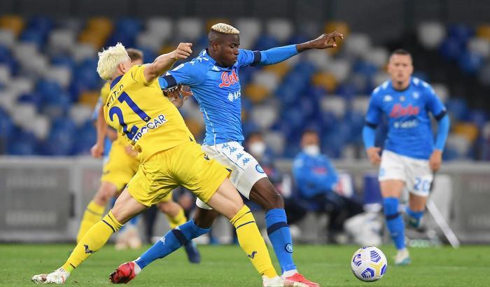 Napoli-Verona 1-1: Juric infrange i sogni Champions dei partenopei, che quindi disputeranno l'Europa League