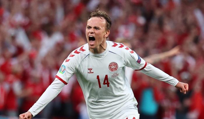 Il Belgio batte la Finlandia e la Danimarca dilaga sulla Russia: danesi qualificati come secondi