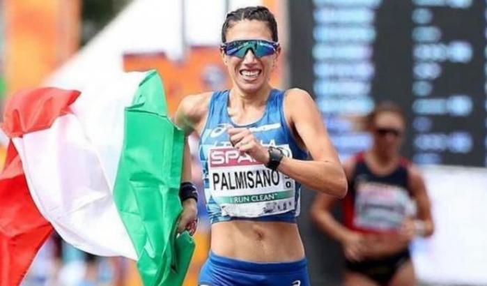 Antonella Palmisano si aggiudica la medaglia d'oro nella 20 km di marcia femminile