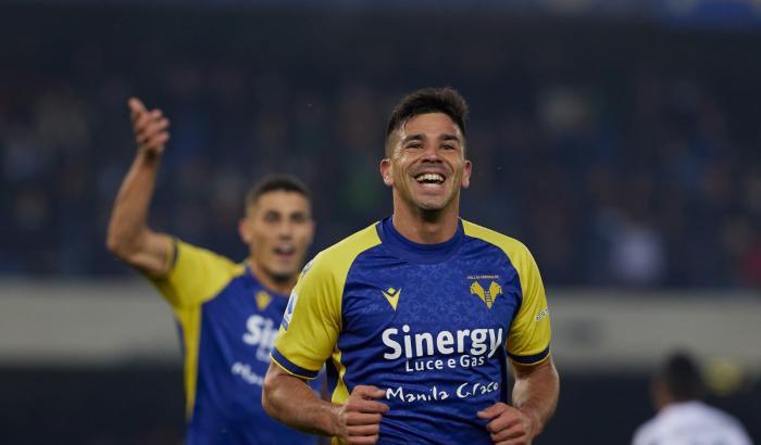 Il Verona supera la Juve: il 2-1 del Bentegodi sancisce la crisi dei bianconeri. Decide la doppietta di Simeone.
