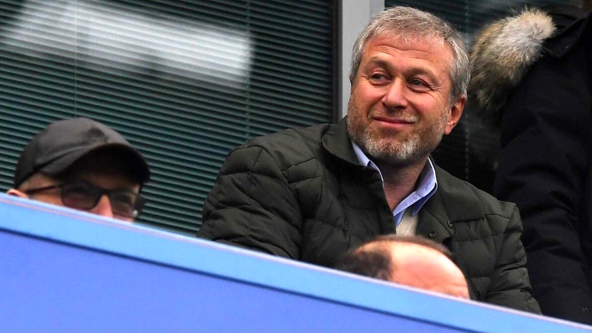 Ufficiale, Abramovich ha messo in vendita il Chelsea: "Scelta difficilissima"